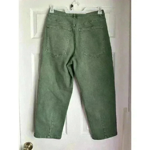 Zara High Waisted Pleated Cropped Denim Straight Leg Mom Jeans Green Size Medium - Picture 2 of 6